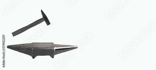 Obraz na płótnie Anvil and hammer isolated on white background with space for writing w salonie