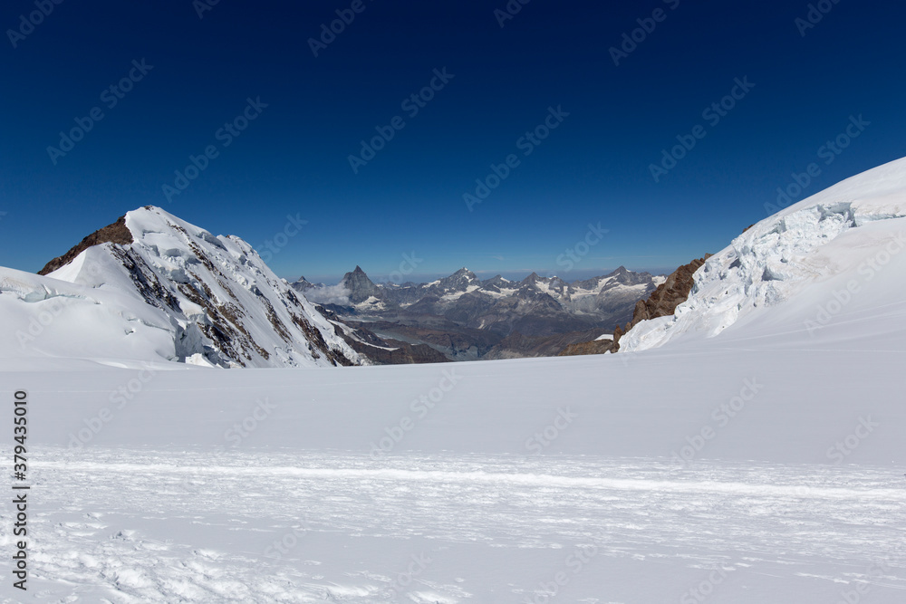 Obraz premium Alpine landscape view from Monte Rosa