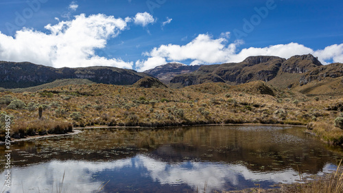 Lake in Los Nevados National Natural Park in Colombia © Jhon Gracia