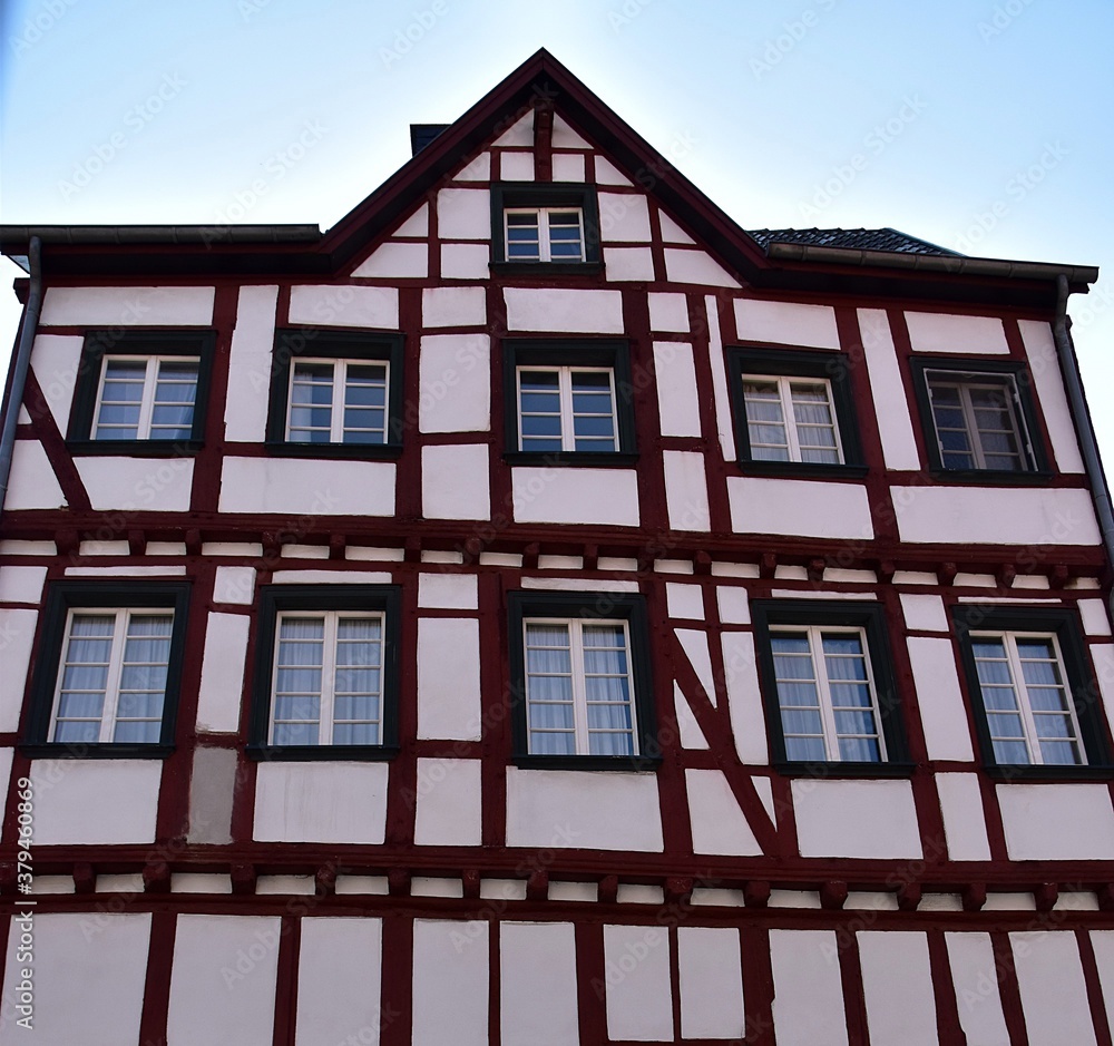 Fototapeta premium Domy z murem pruskim