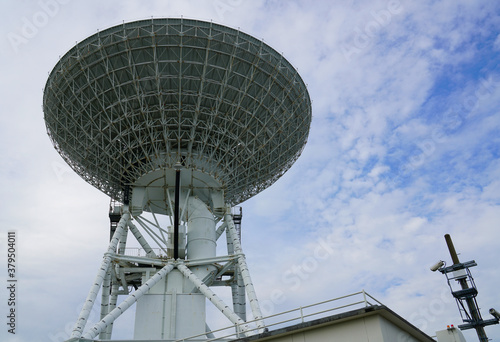 鹿児島県の内之浦宇宙空間観測所に在る衛星追跡用34mパラボラアンテナ、ロケット発射場に在るアンテナ