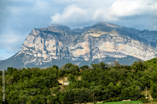 View of Peña Montañesa, visible rocky outcrop of the pre-Pyrenees, Municipio de Aínsa-Sobrarbe, province of Huesca, autonomous community of Aragon, Spain © Raphael