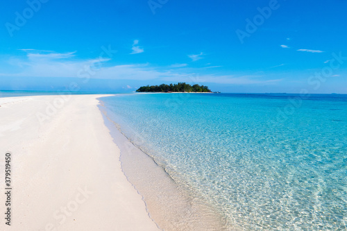 Fototapeta Naklejka Na Ścianę i Meble -  Tropical beach. Exotic island.