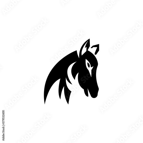 Fototapeta Naklejka Na Ścianę i Meble -  beautiful simple horse head logo design