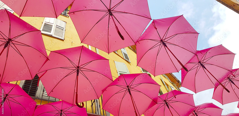 Naklejka premium Umbrellas in the center of Grasse, South of France