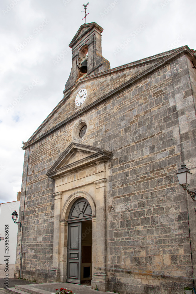 Fototapeta premium Ile d'Oléron. Saint-Trajan-les-Bains. Eglise. Charente-Maritime. Nouvelle-Aquitaine 