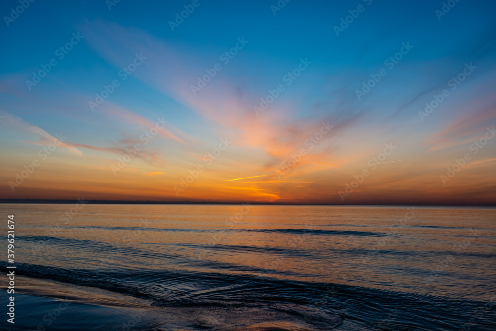 Obraz premium sunrise on the beach