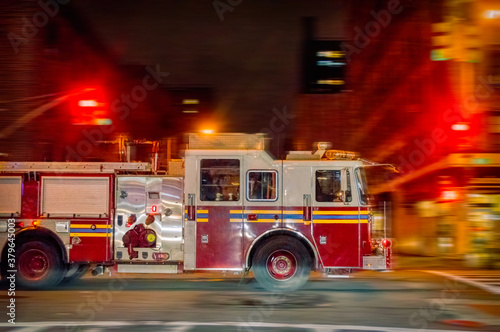 Fototapeta firefighters of new York