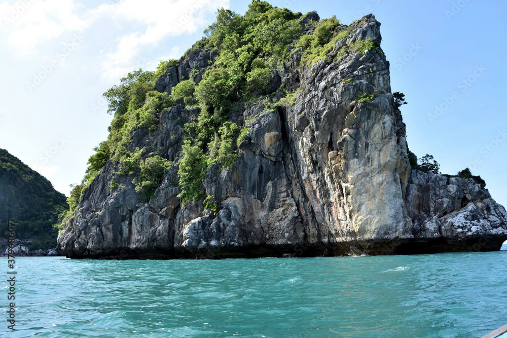 james bond island james bond island