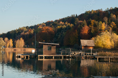 Herbststimmung am See in Kärnten, Österreich