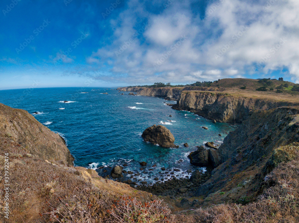 View off of cliffs overlooking the north coast of California 