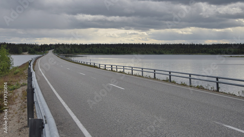 Road in Northern Finland © Marcin