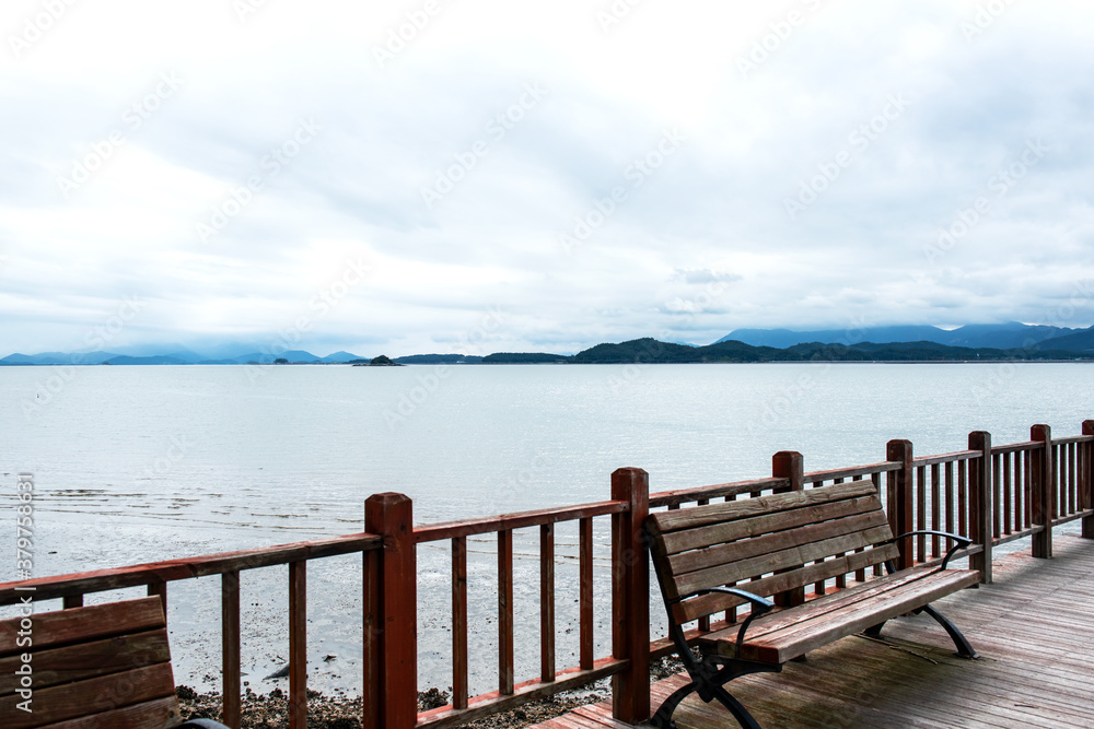 Obraz premium The beautiful landscape of seashore background blue sky.