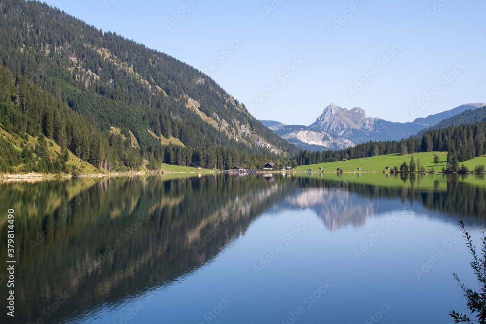 Vilsalpsee Alpen Spiegelung Tannheimer Tal Vilsalpsee Alpen Spiegelung Tannheimer Tal