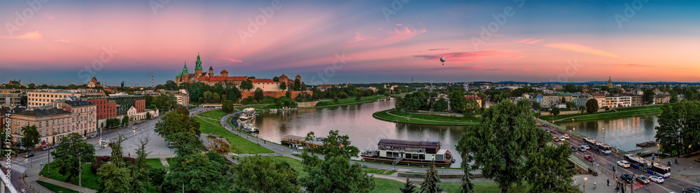 Wawel and the Vistula bend at dusk - obrazy, fototapety, plakaty 