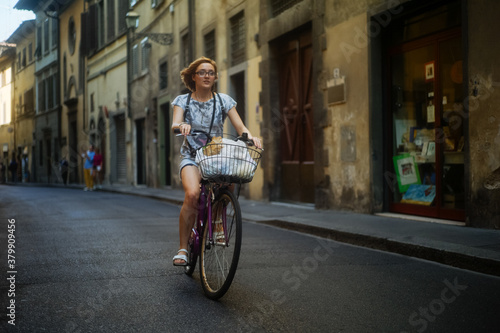 Wallpaper Mural A tourist on bicycle Torontodigital.ca