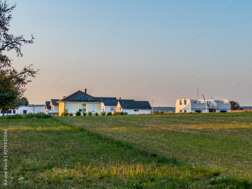 Neubaugebiet am Ortsrand Neubaugebiet am Ortsrand