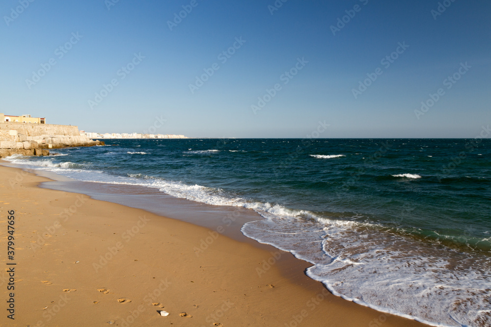 View of the beach in the city of Cadiz 3