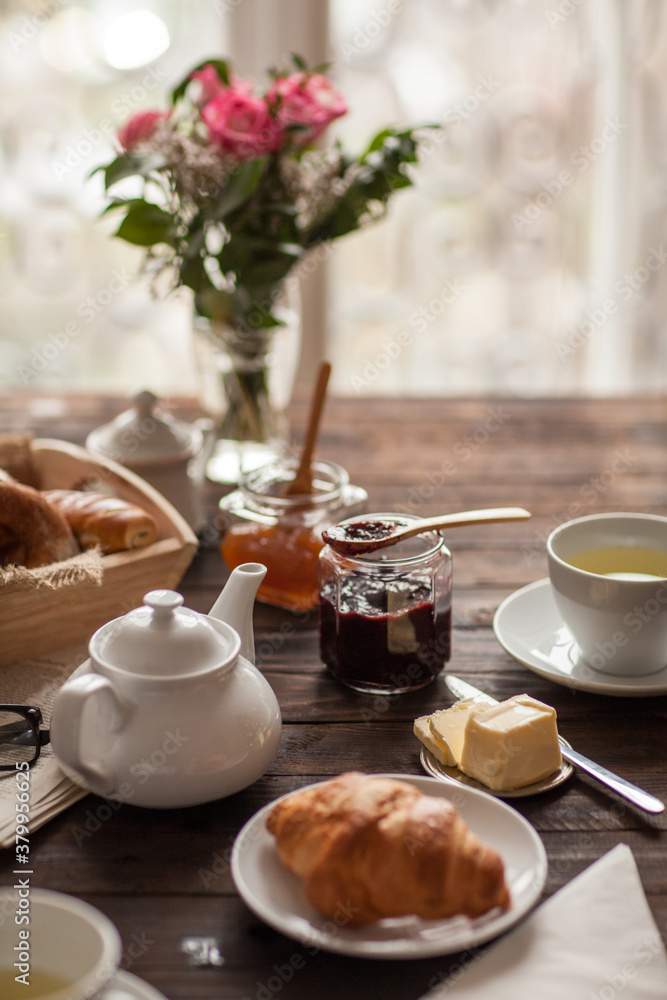 Romantic Tea and Pastry Breakfast Romantic Tea and Pastry Breakfast