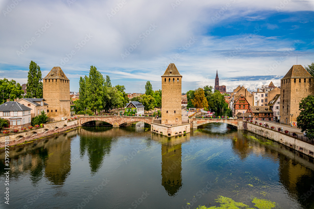 Fototapeta premium La Petite France vue depuis le Barrage Vauban