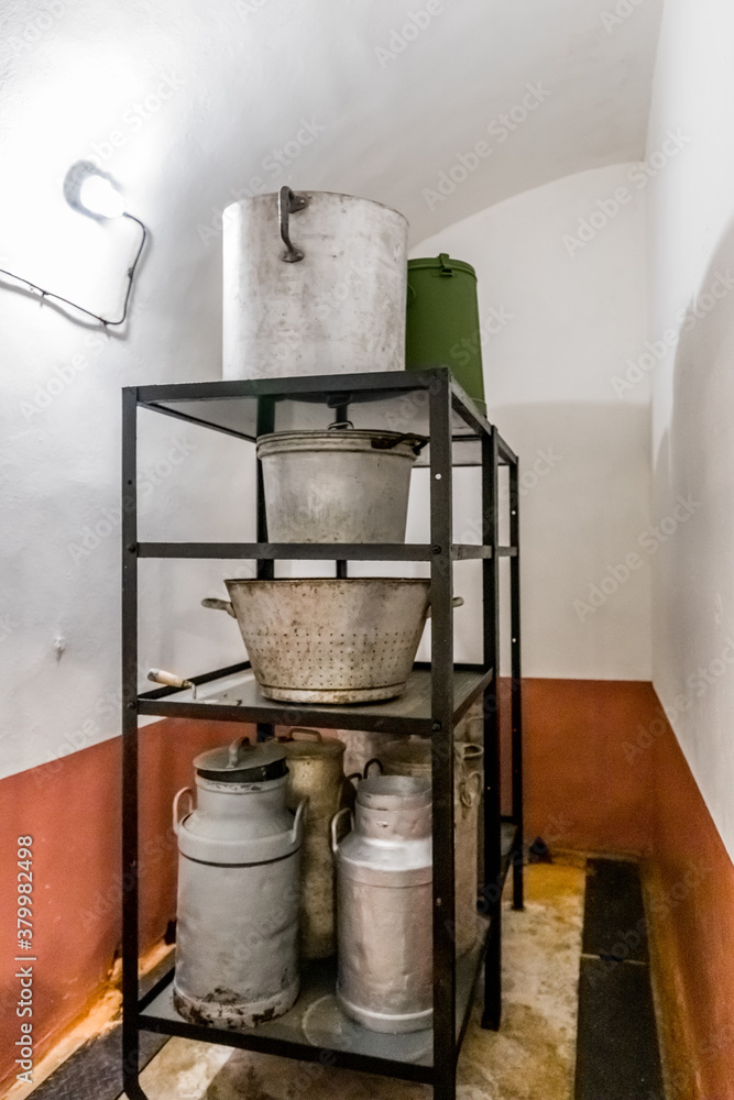 Dans le Fort de Schoenenbourg sur la Ligne Maginot Dans le Fort de Schoenenbourg sur la Ligne Maginot