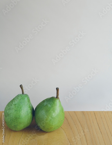 Pear still ife photo