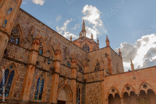 Iglesia Arquitectónica

