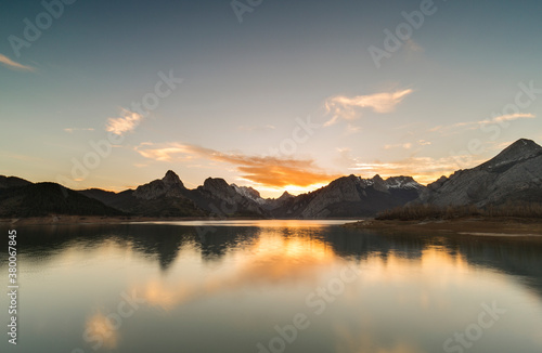 Wallpaper Mural Lake and mountains at sunset Torontodigital.ca