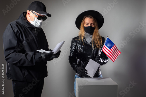 Election USA. Two voters ne...