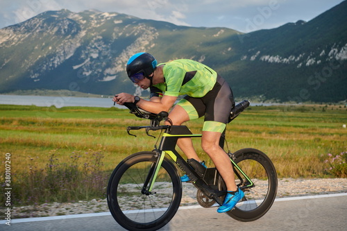 triathlon athlete riding bike