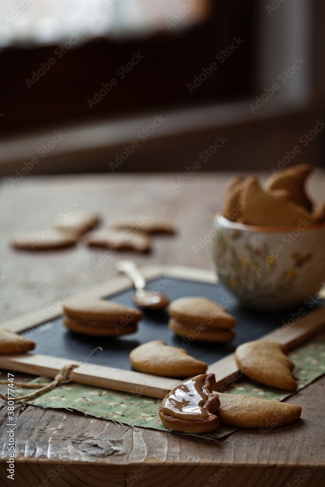 Honey and condensed milk cookies Honey and condensed milk cookies