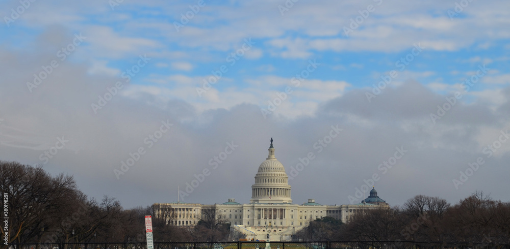 Amazing view of the US Capitol Building on a cloudy morning 