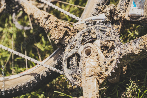 Dirty mountainbike photo