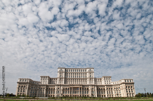 Cloudy Parliament photo