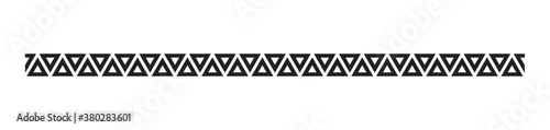 triangular lines pattern border design