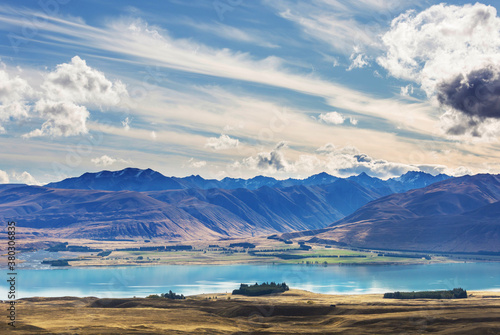New Zealand lakes © Galyna Andrushko