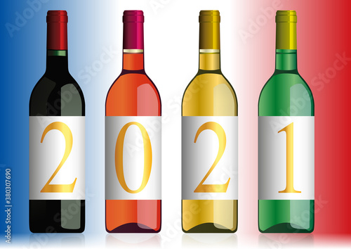 Présentation originale du millésime 2021 avec l’année inscrite sur quatre bouteilles de vins de Bordeaux de différentes couleurs.
