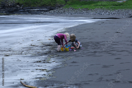 Kids in Tjørnuvík photo