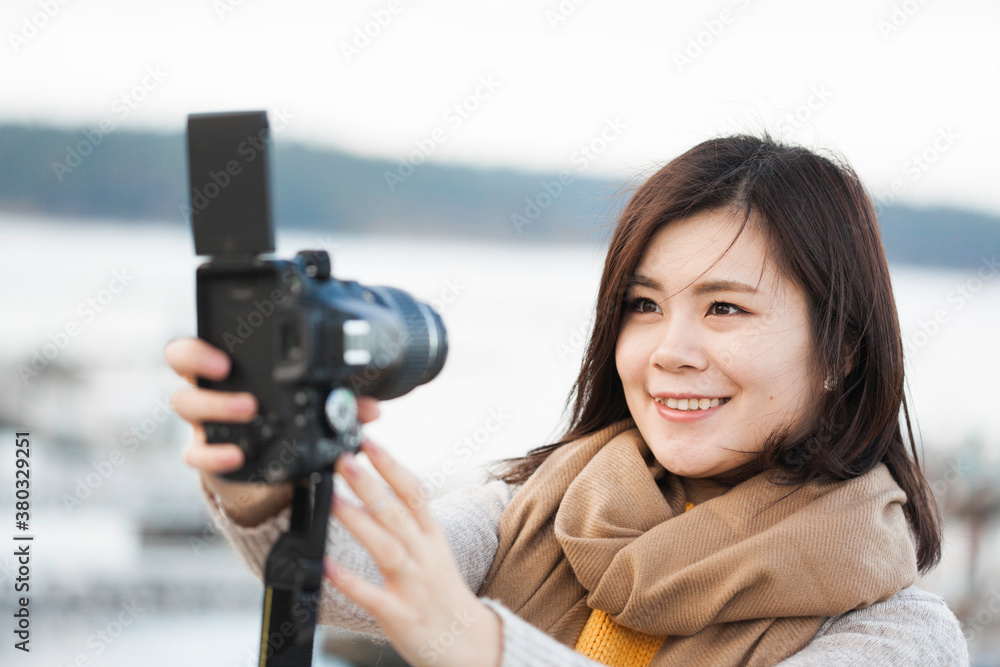 Taking Selfies Taking Selfies