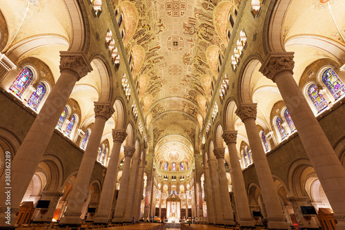 Basilica of Sainte-Anne-de-Beaupre, View along nave towards altar