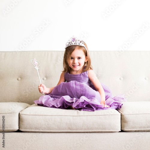 Portrait of girl (4-5) in princess costume