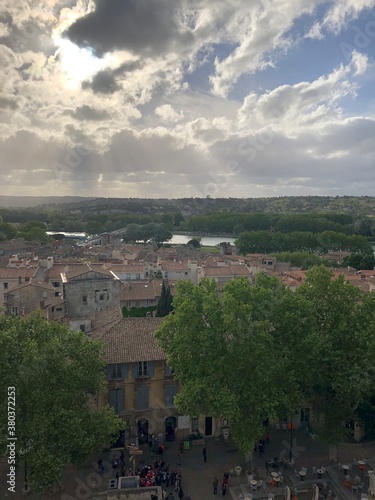 Pictures of Nature, Sky, Buildings, Dubai, France, Boats and many more