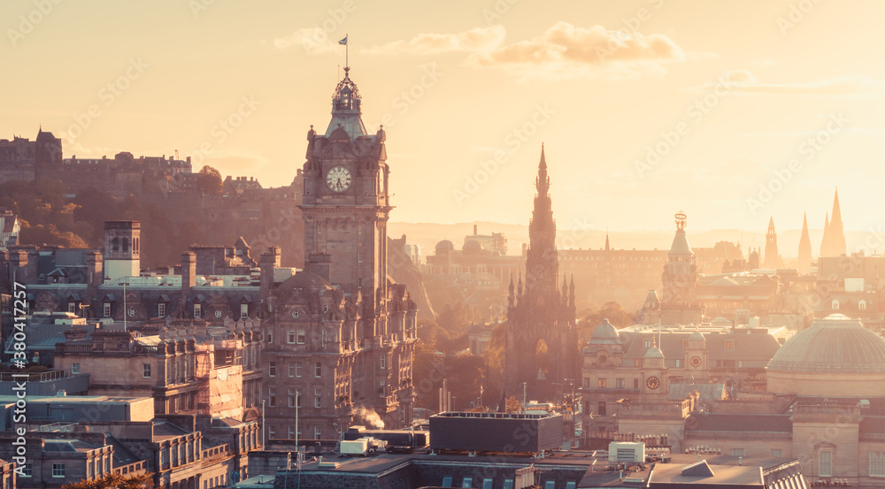 Fototapeta premium Edinburgh city skyline from Calton Hill., United Kingdom