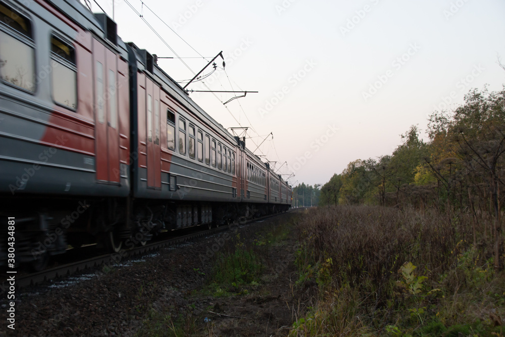 An image of the train at close range.
