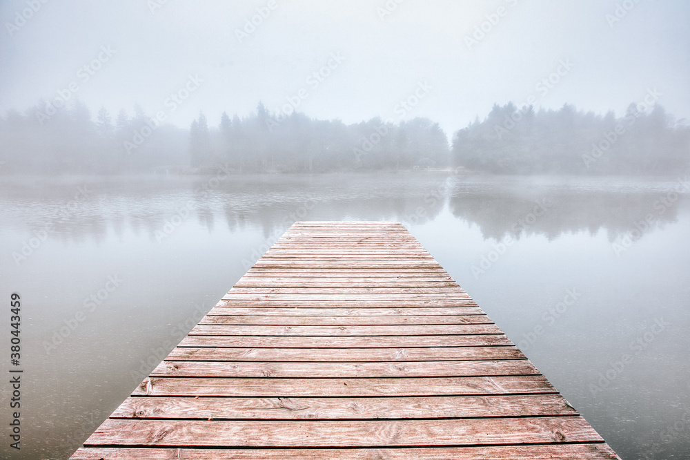 Fototapeta premium beautiful morning fog on a lake in bavaria