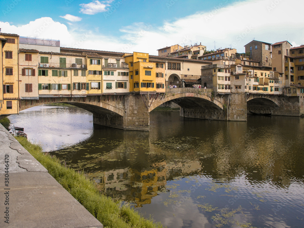 Wide shot of the Ponte Vecchio, Florence, Italy