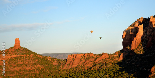Sedona with hot air balloons
