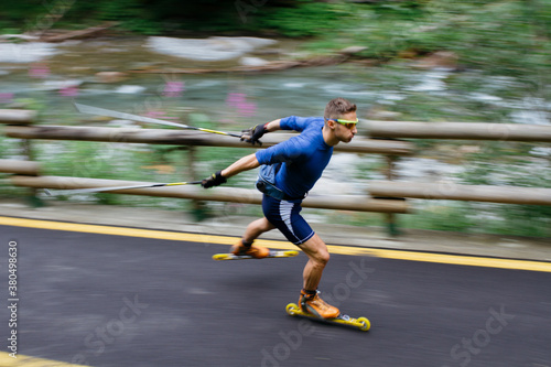 Wallpaper Mural Athlete practice cross-country skiroll Torontodigital.ca
