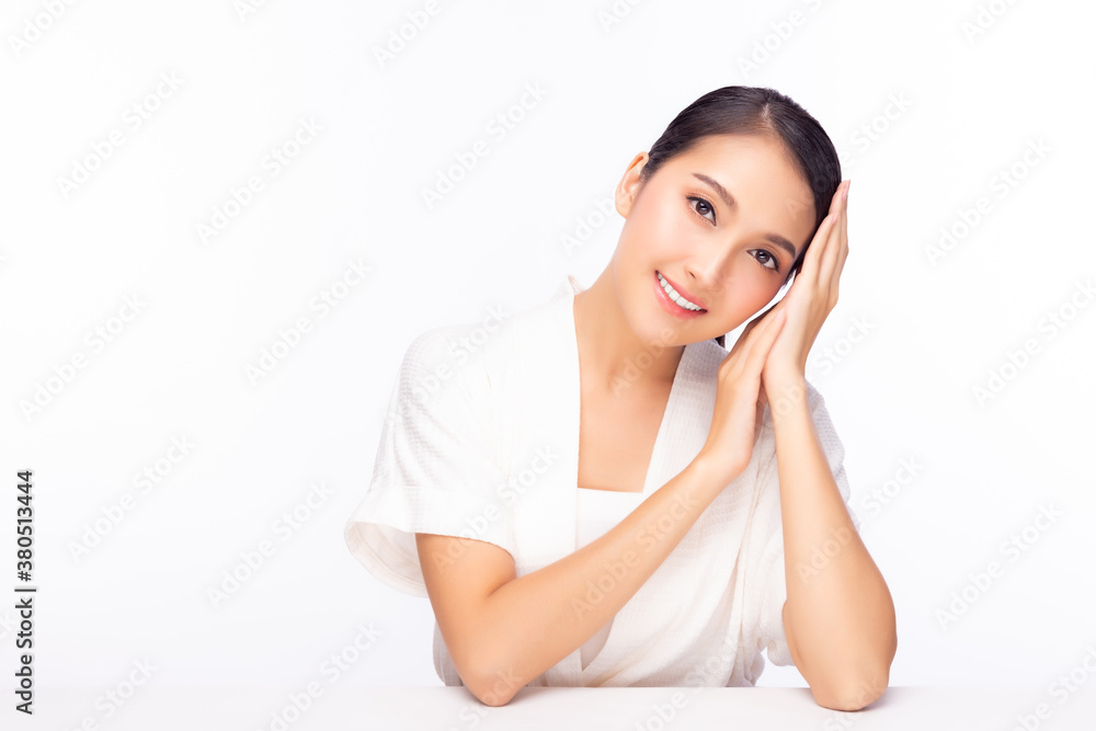 Young asian woman has beauty facial skin. Portrait charming beautiful young asia female. Pretty girl get relax with smile face, Glamour lady get happy with isolated on white background, copy space Young asian woman has beauty facial skin. Portrait charming beautiful young asia female. Pretty girl get relax with smile face, Glamour lady get happy with isolated on white background, copy space