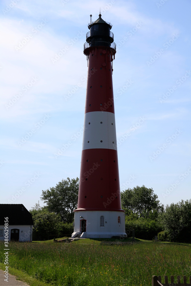 Der Leuchtturm auf der Insel Pellworm. Schleswig-Holstein, Deutschland, Europa